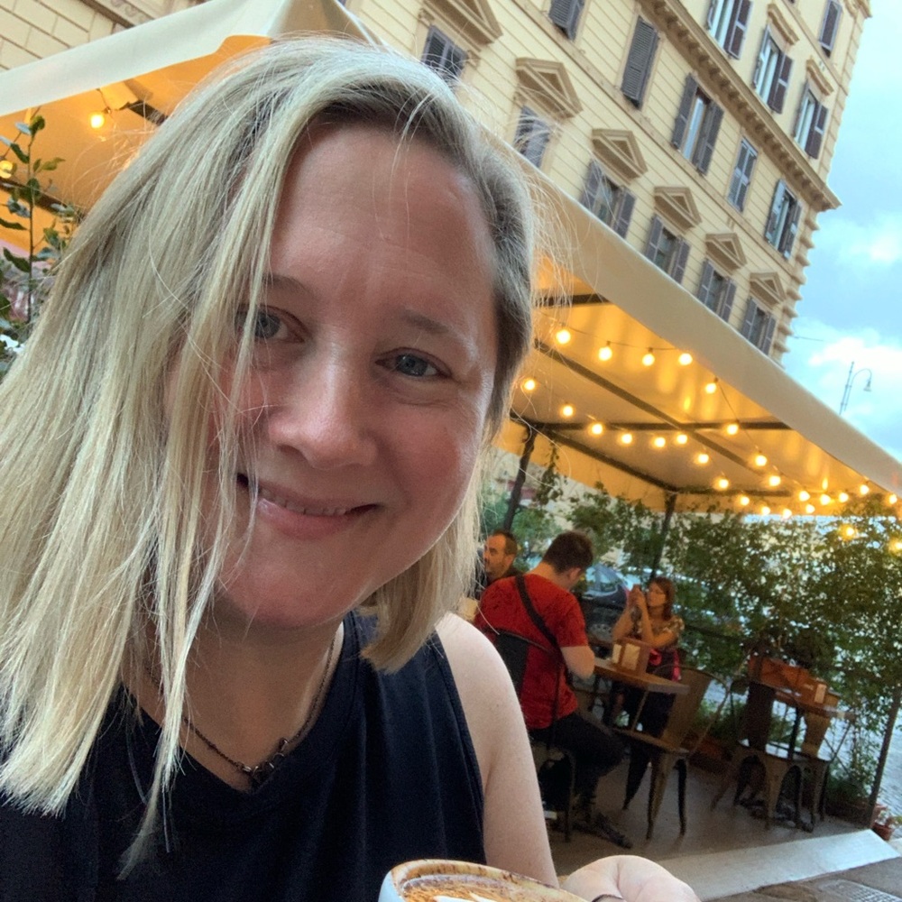 Meet your Posher, Shelta